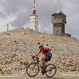 Berühmt und berüchtigt in der Rennradwelt ist der Mont Ventoux